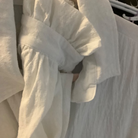 Linen Blouse - Picture 3 of 6